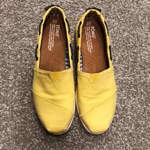Yellow Toms shoes